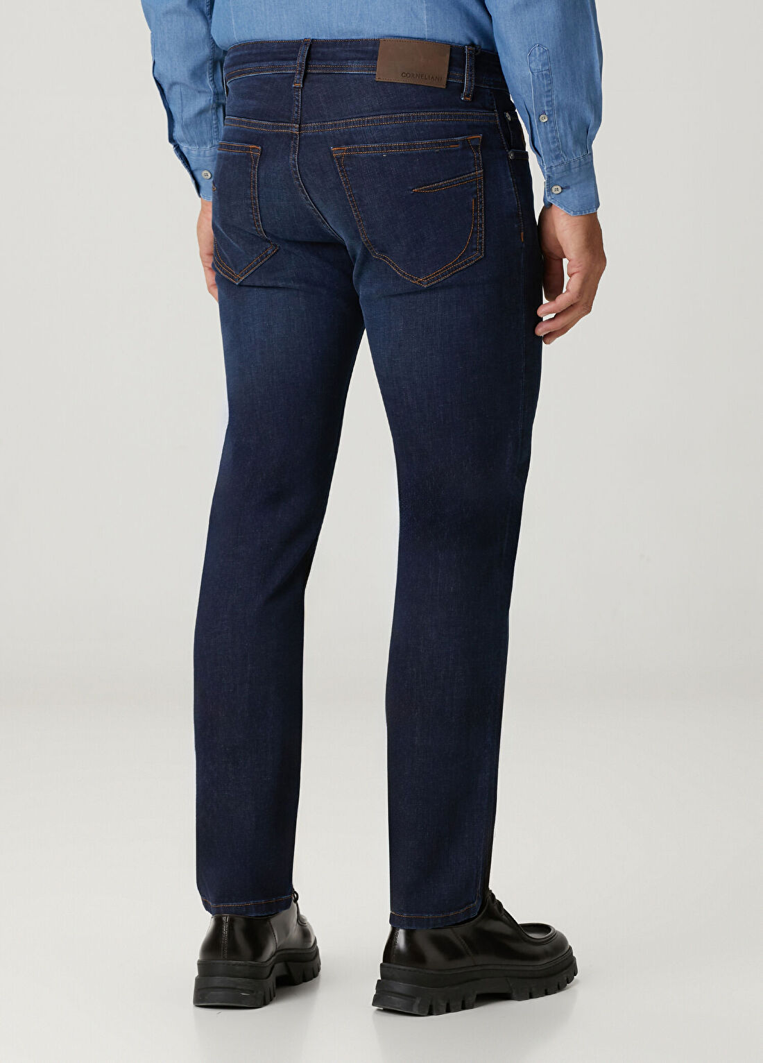 Corneliani Koyu Mavi Jean Pantolon görsel 3
