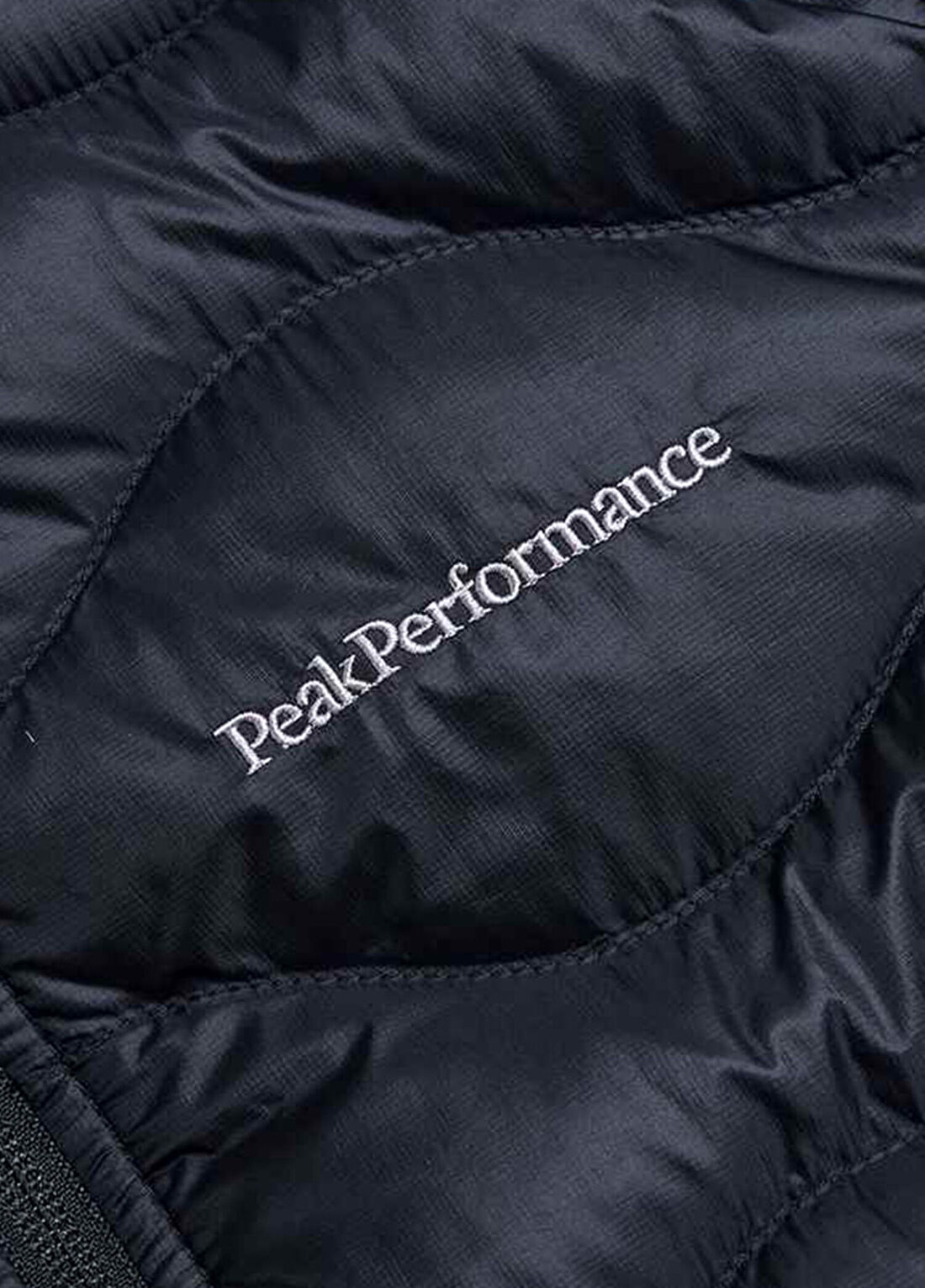 Peak Performance Helium Down Jacket Siyah Kadın Outdoor Mont görsel 4