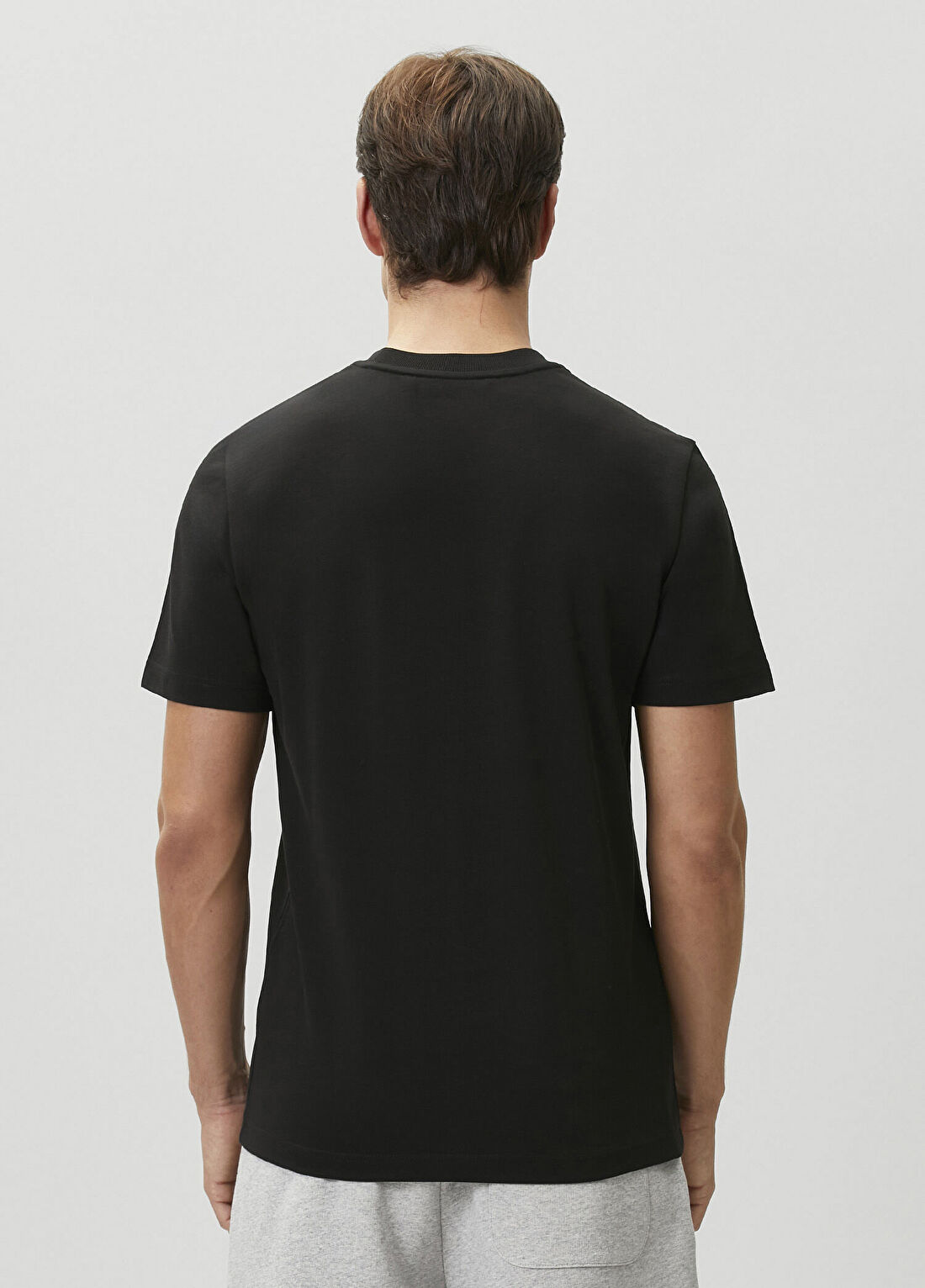 Moncler Siyah Logo Patchli T-shirt görsel 4