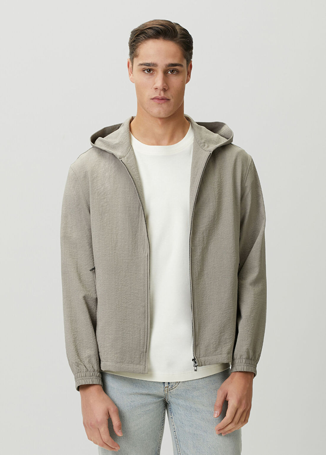 Emporio Armani Bej Kapüşonlu Gofreli Mont