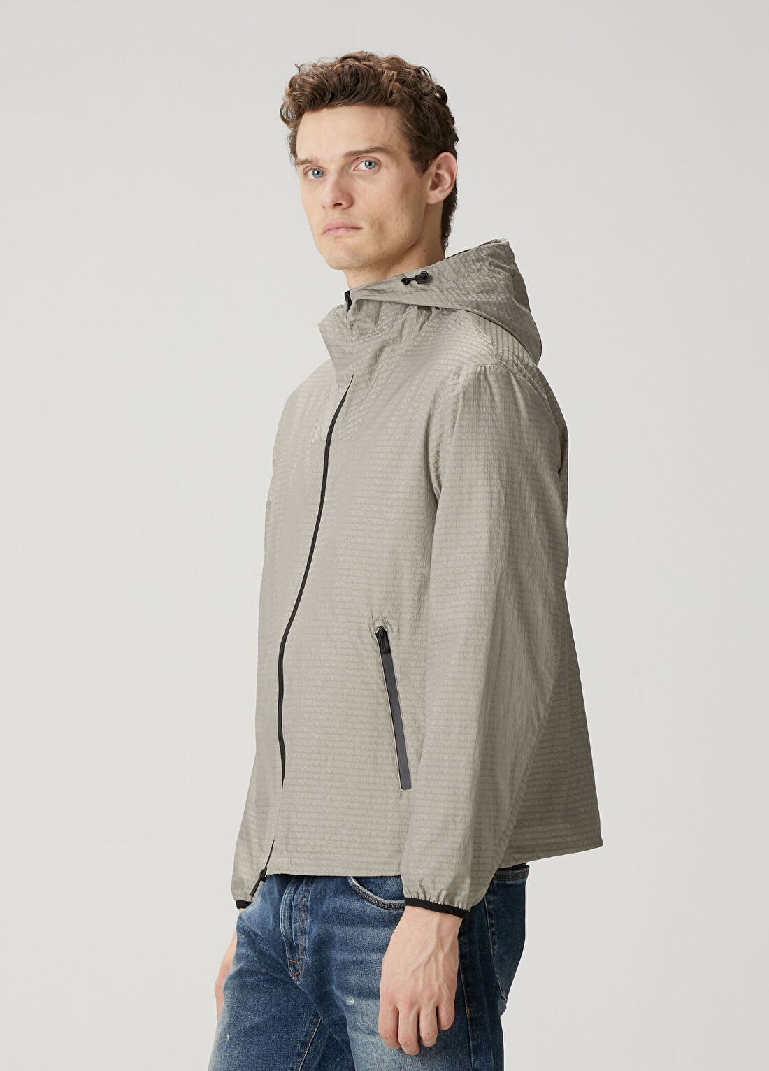 Emporio Armani Bej Kapüşonlu Logo Desenli Mont görsel 3