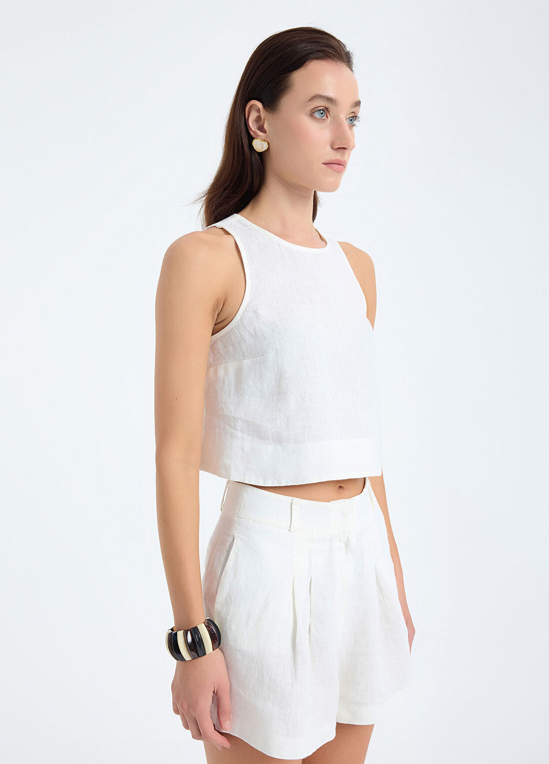Monlicia Nora Beyaz Keten Kolsuz Relaxed Fit Kadın Crop Top Bluz görsel 2
