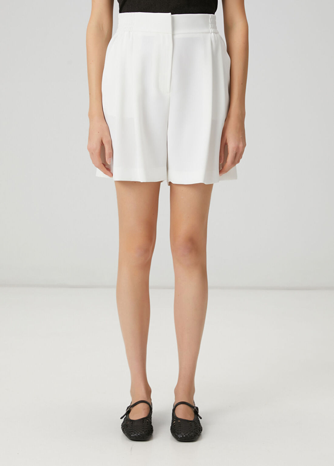 Beymen Club Kırık Beyaz Twill Şort görsel 2