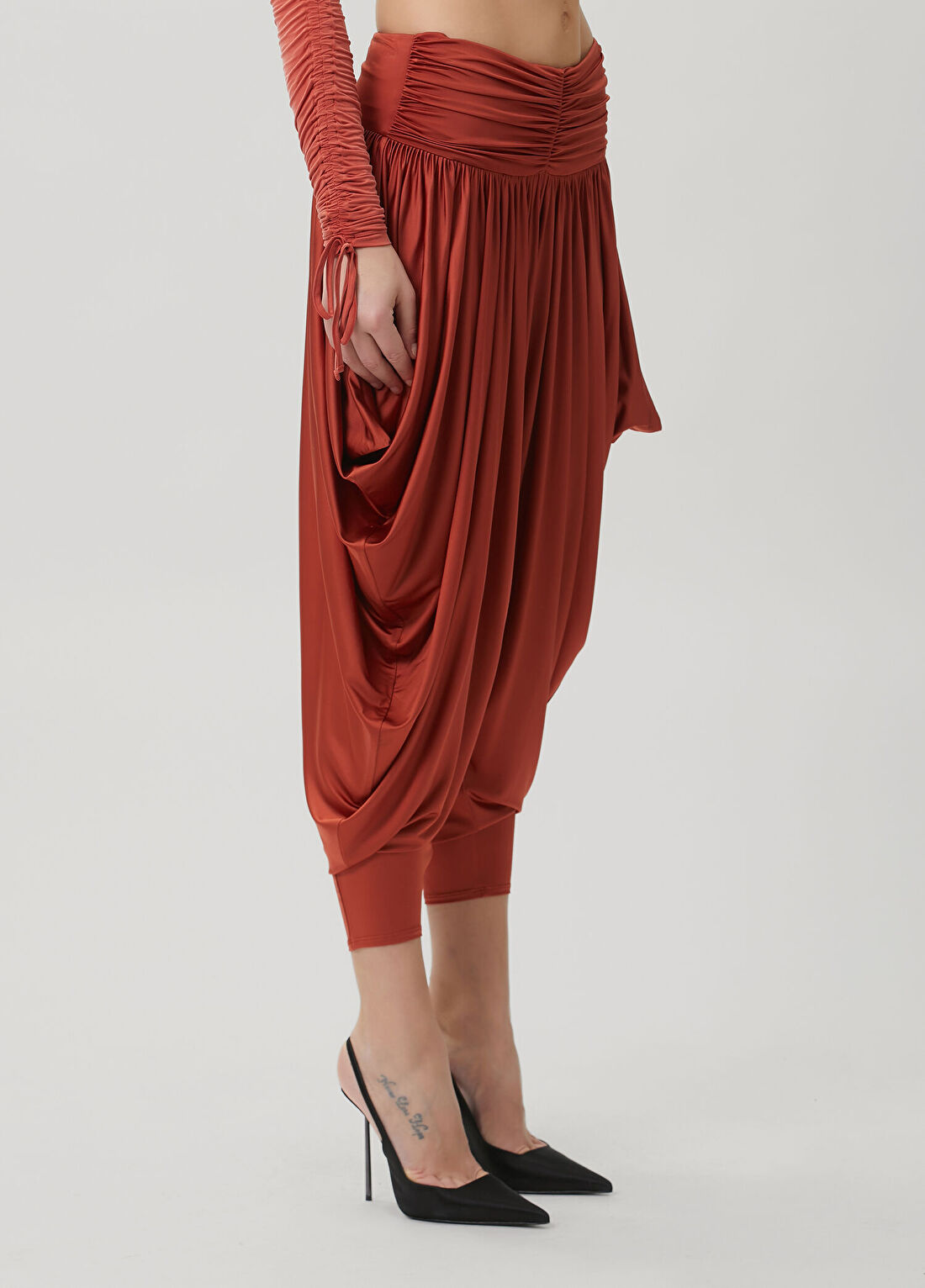 Balmain Kırmızı Drapeli Pantolon görsel 3