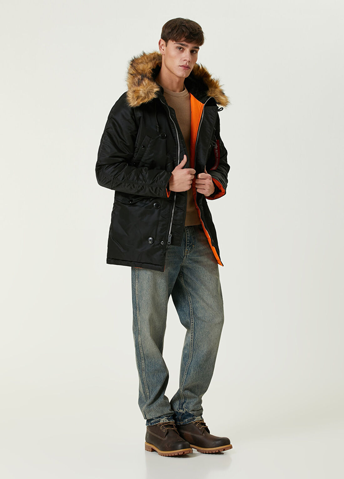 Alpha Industries Siyah Kapüşonlu Parka görsel 2