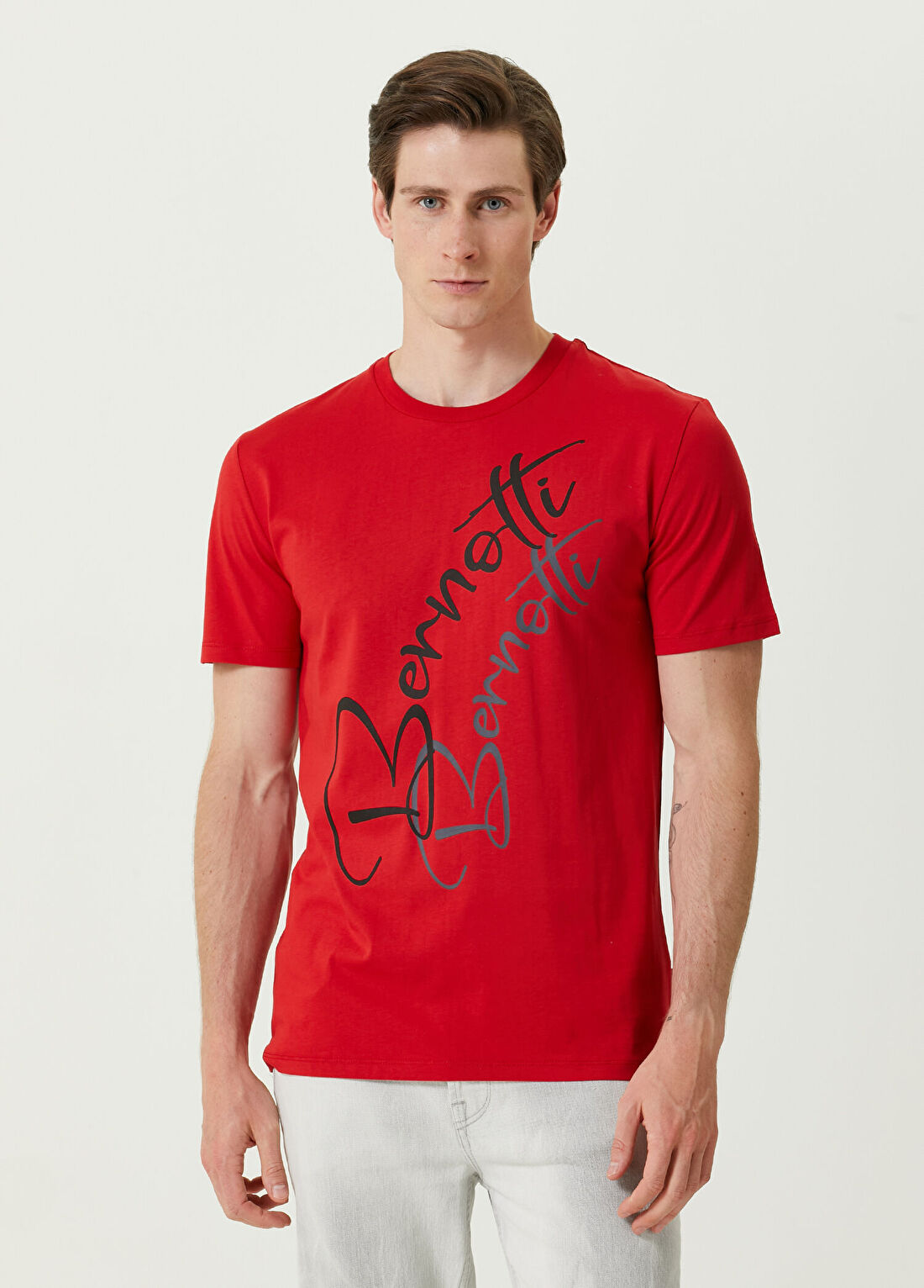 Bernotti Kırmızı Sıfır Yaka Çapraz Logo Baskılı T-shirt