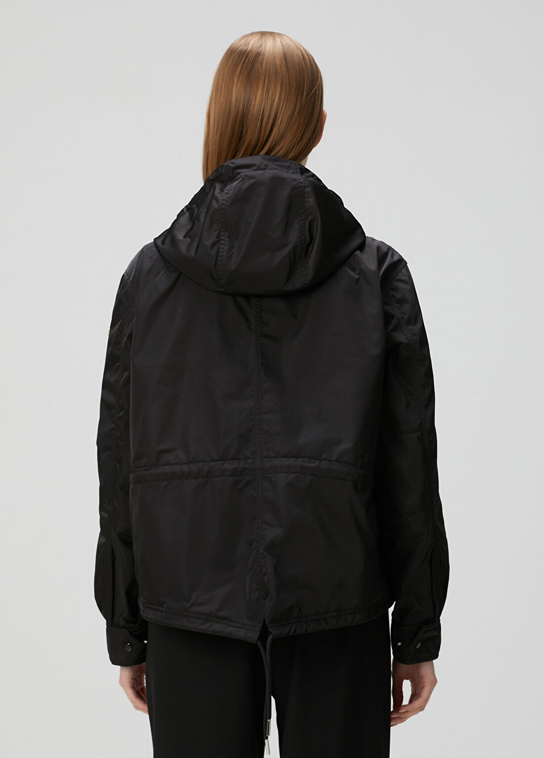Moncler Noizay Siyah Kapüşonlu Parka görsel 4