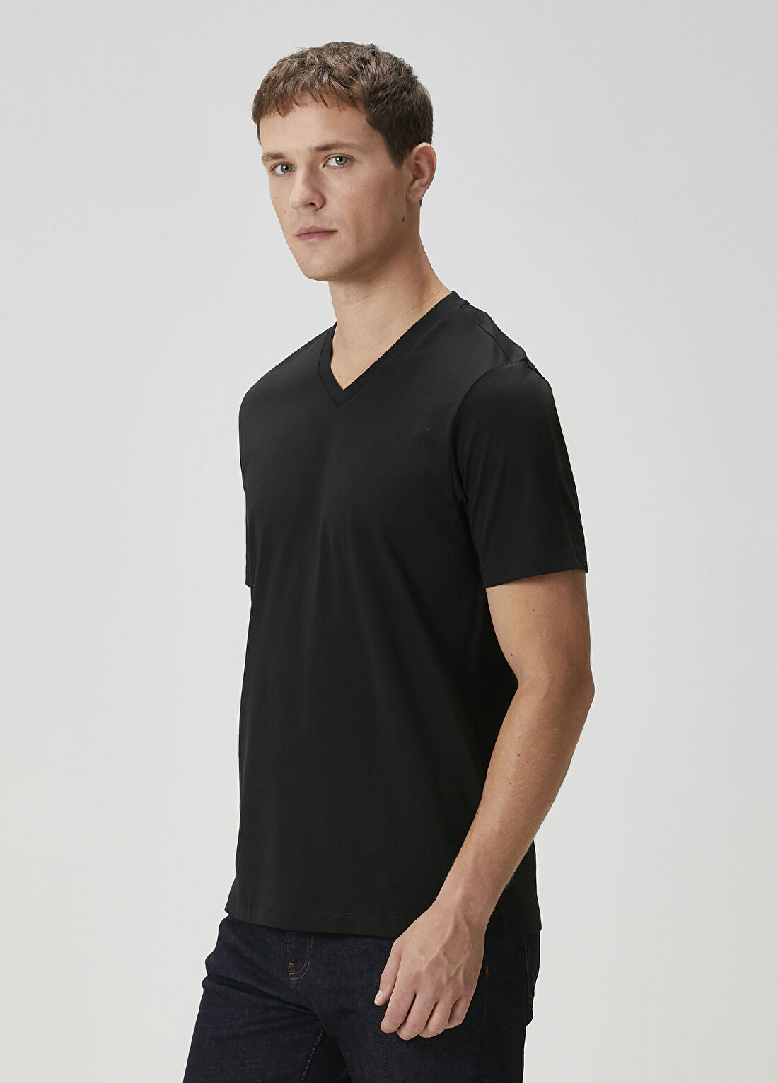 Beymen Collection Siyah V Yaka Basic T-shirt görsel 4