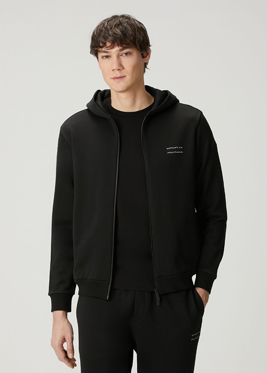 Moncler Siyah Kapüşonlu Sweatshirt