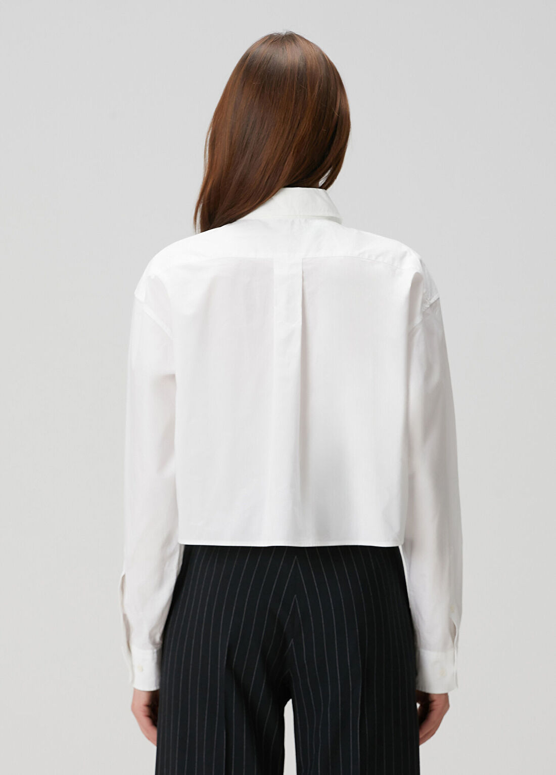 Sandro Kim Beyaz Crop Poplin Gömlek görsel 4