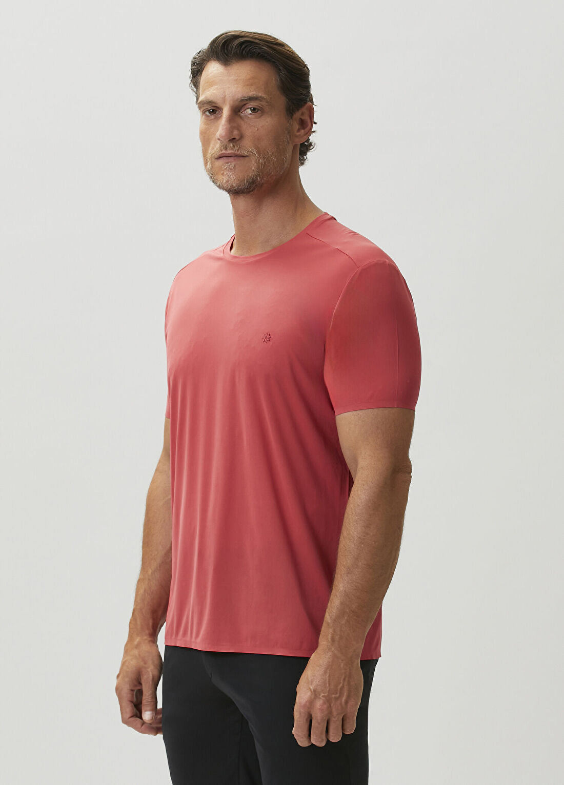Isaora Regular Fit Extra Light Tech Kırmızı T-shirt görsel 3