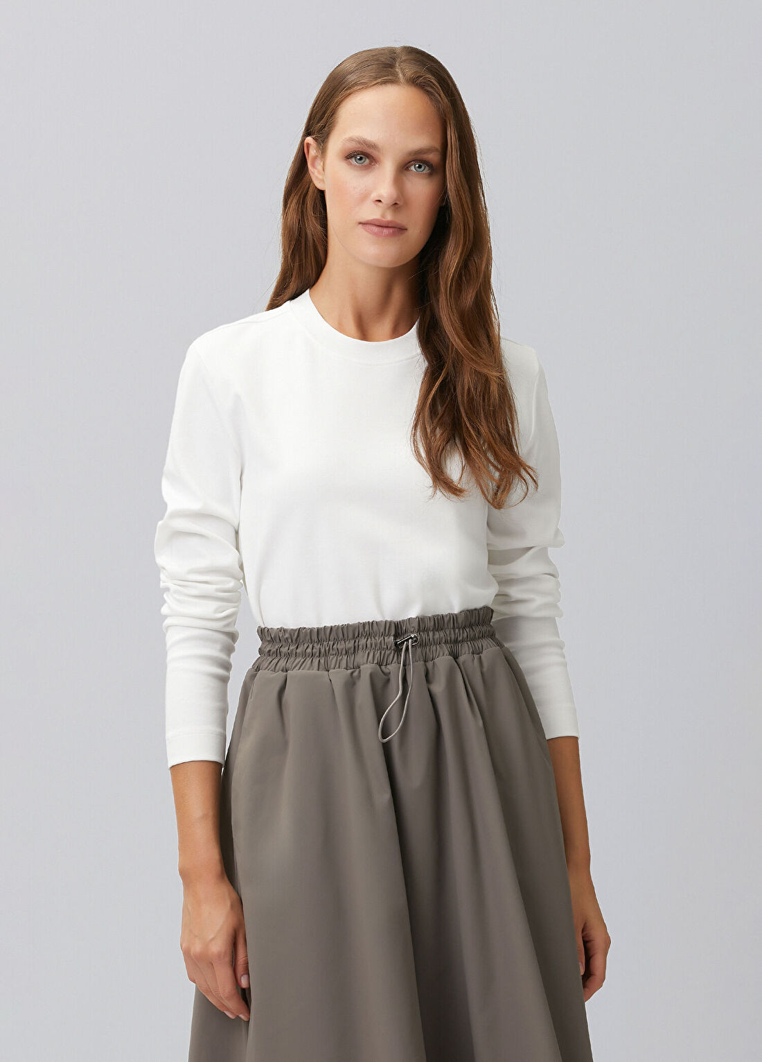 Network Beyaz Bisiklet Yaka Basic Sweatshirt