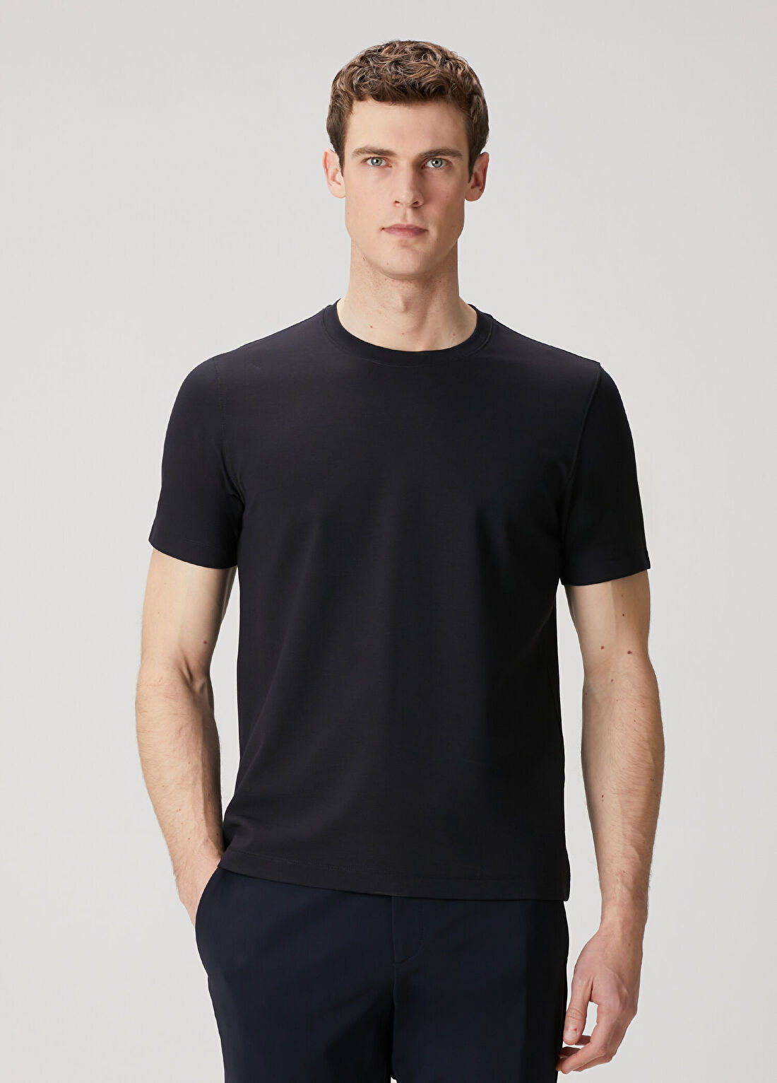 Theory Ryder Siyah Basic T-shirt