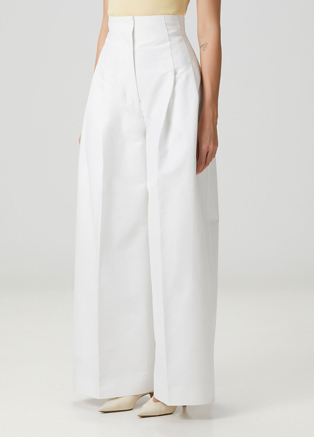 Jacquemus Souro Beyaz Pantolon görsel 3