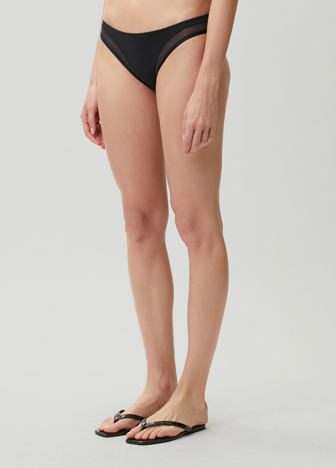 Wolford Siyah Transparan Bikini Altı görsel 3