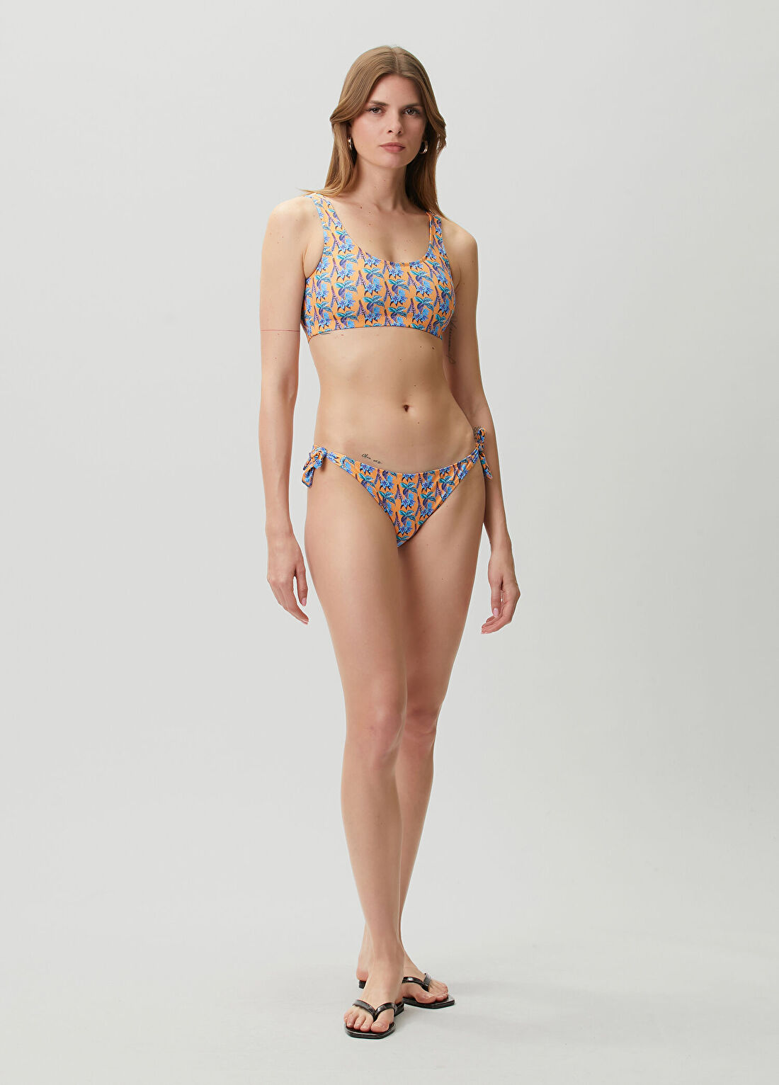 Fiji Life Turuncu Çiçekli Bikini Takımı