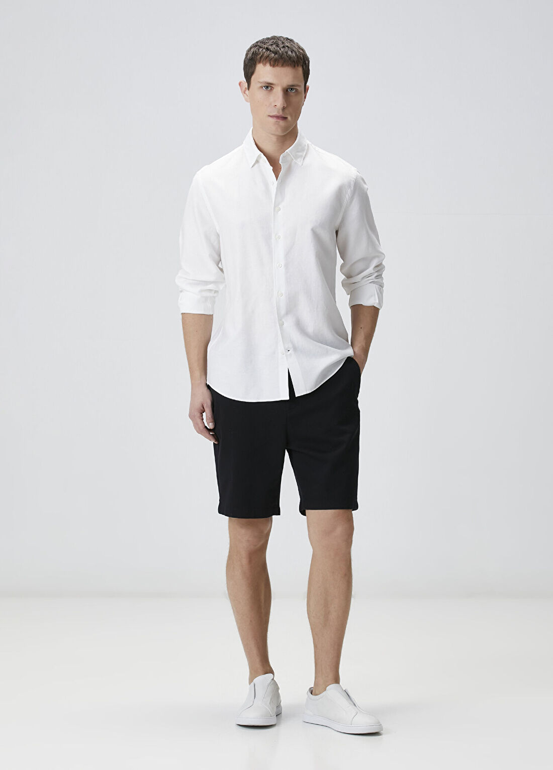 Network Slim Fit Siyah Parça Boya Diyagonal Chino Şort