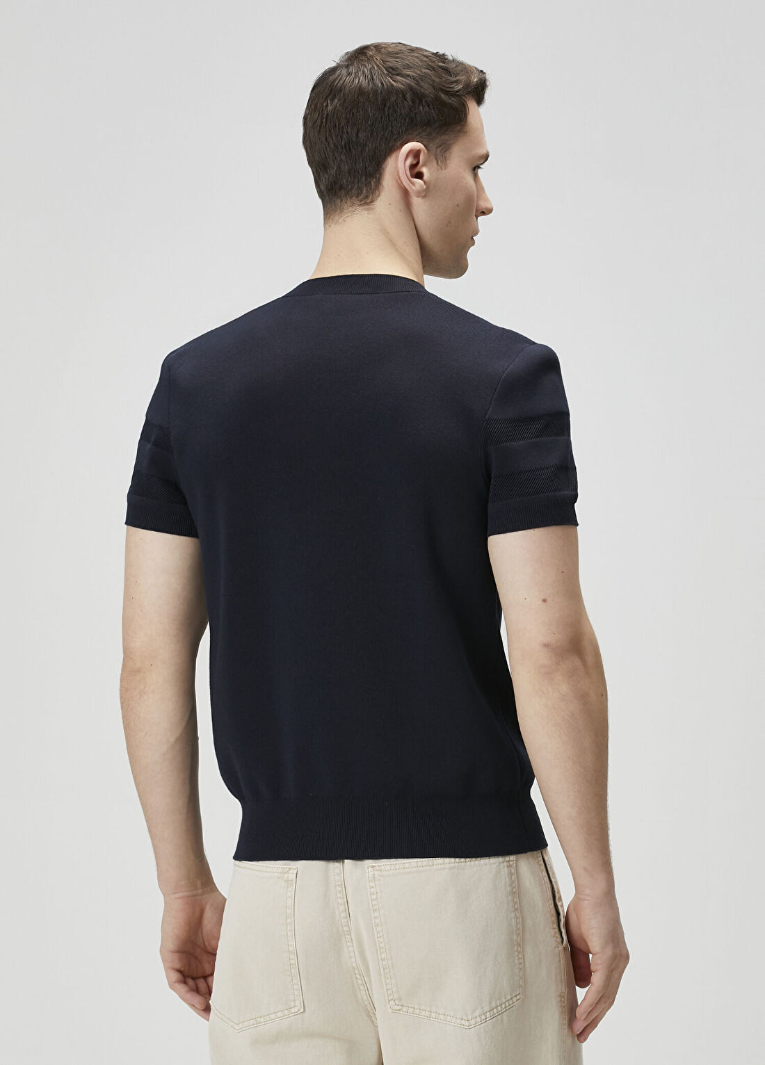 Givenchy Lacivert Triko görsel 4