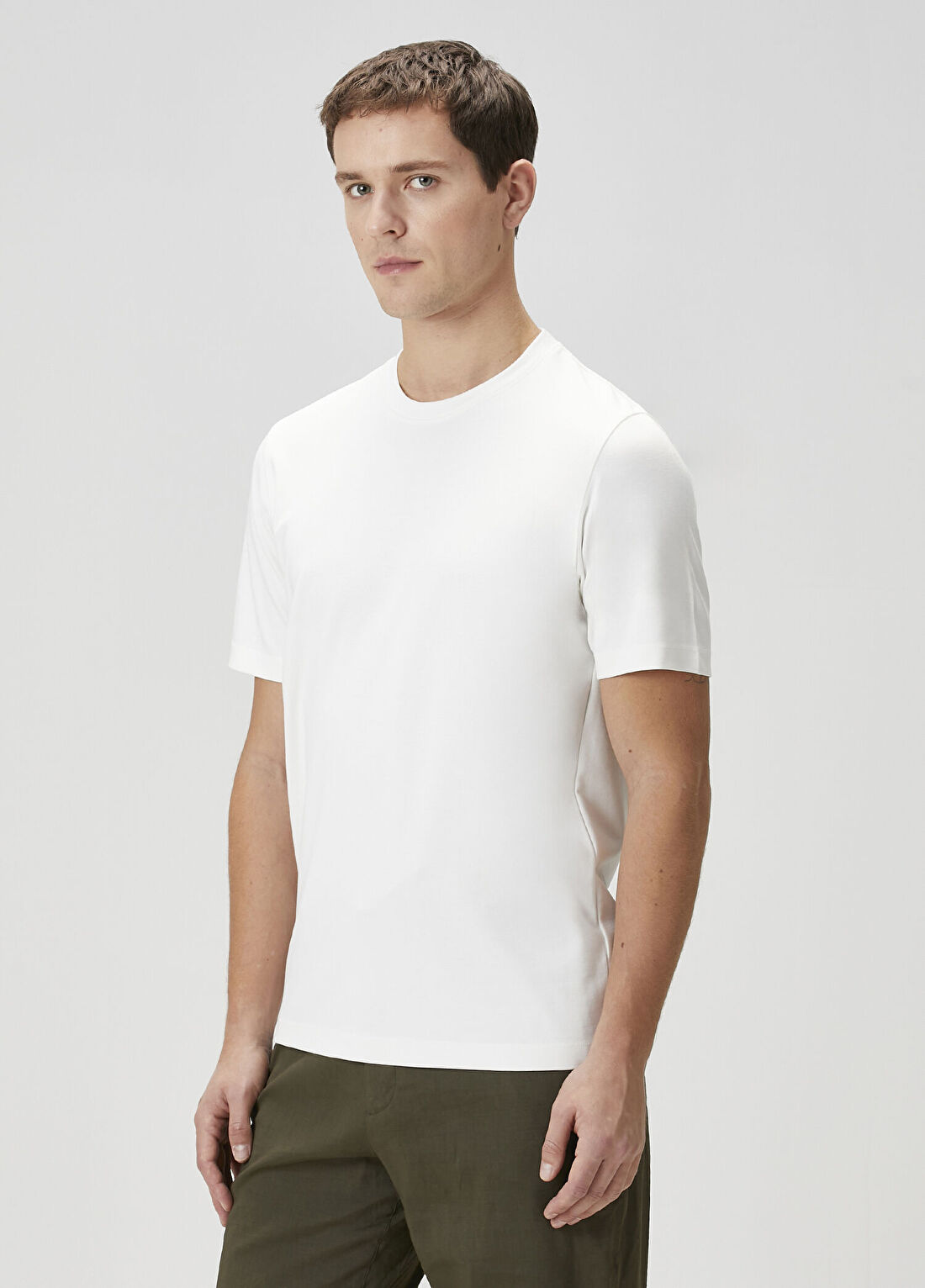 Theory Beyaz Basic T-shirt görsel 3
