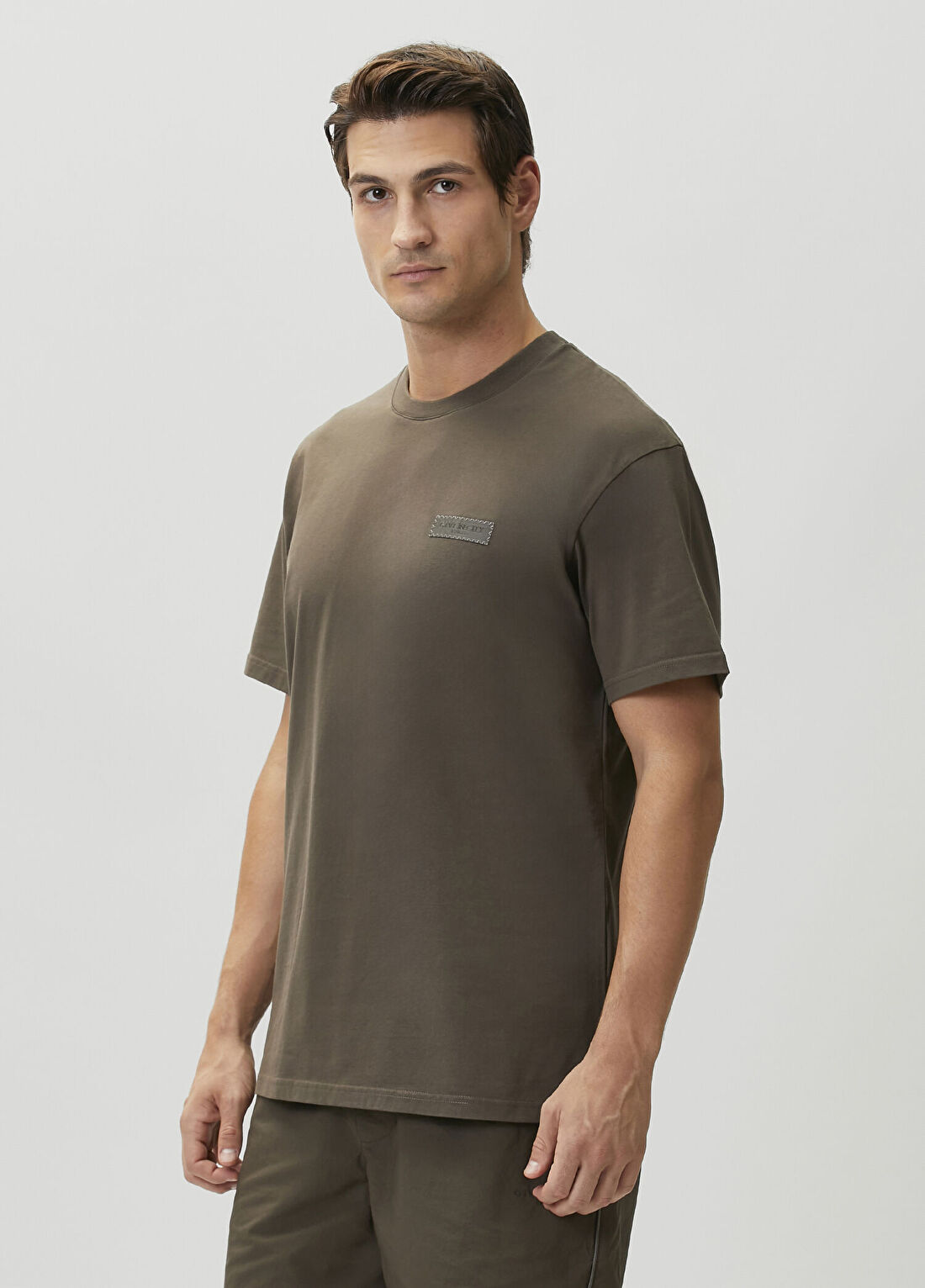 Givenchy Haki Logo Patchli T-shirt görsel 3