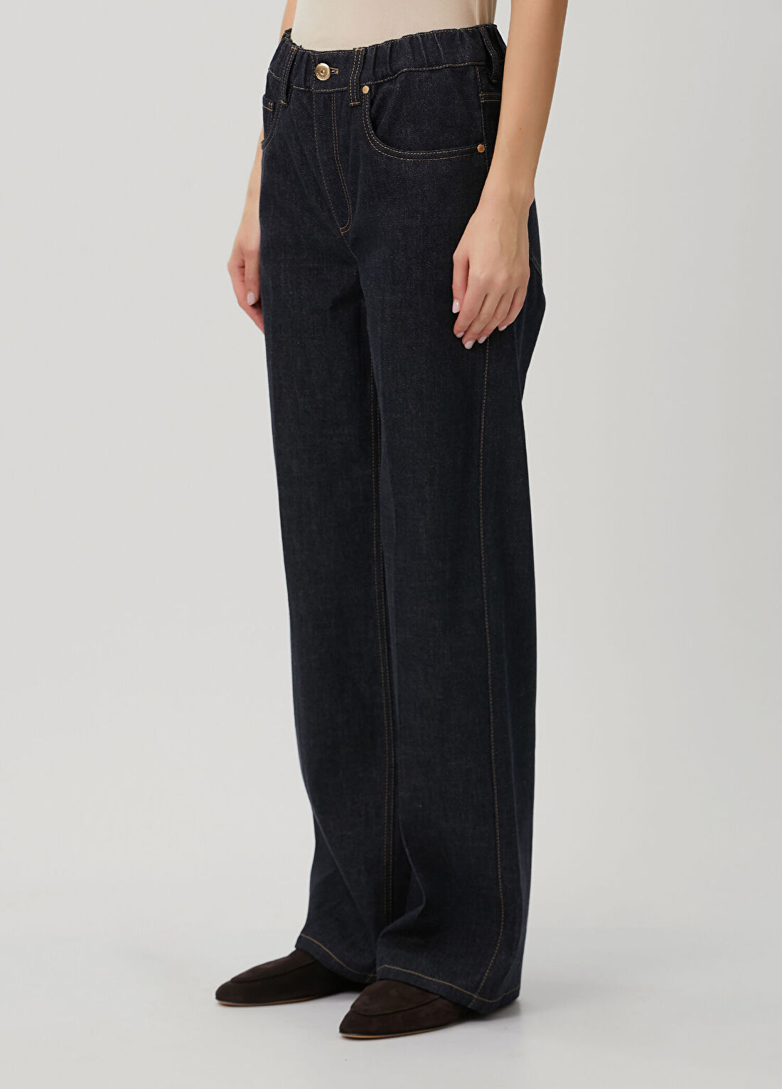 Brunello Cucinelli Koyu Mavi Jean Pantolon görsel 2