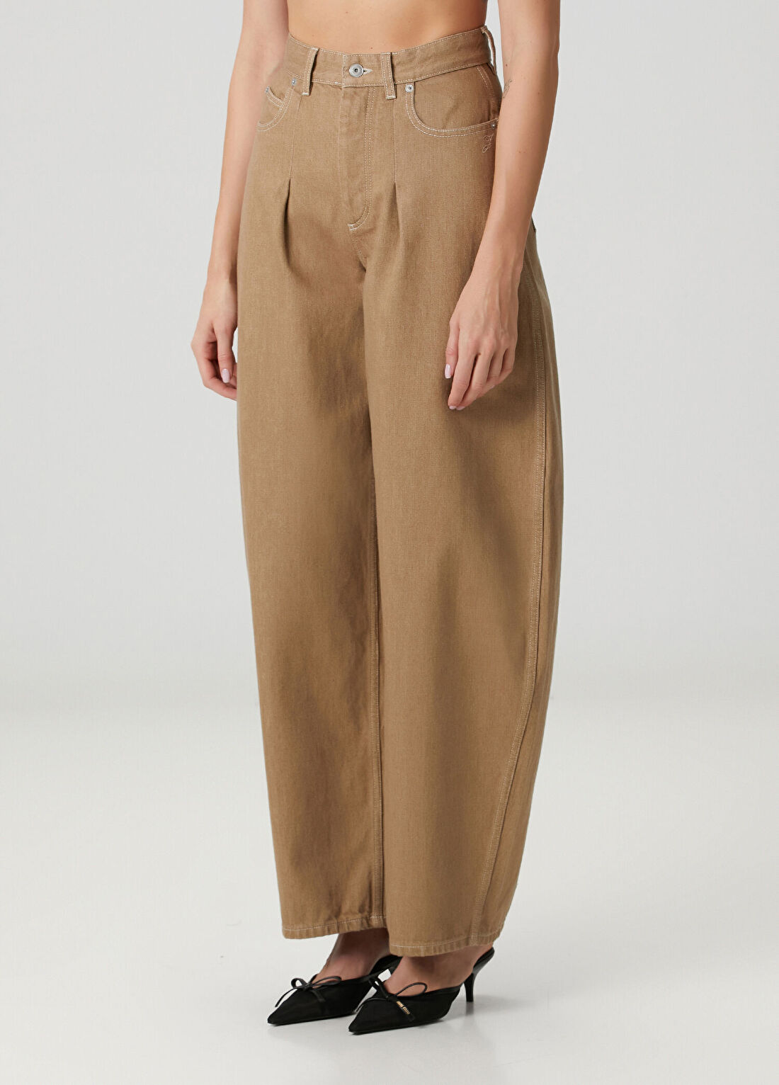 Jacquemus De Nimes The Ovalo Bej Jean Pantolon görsel 3