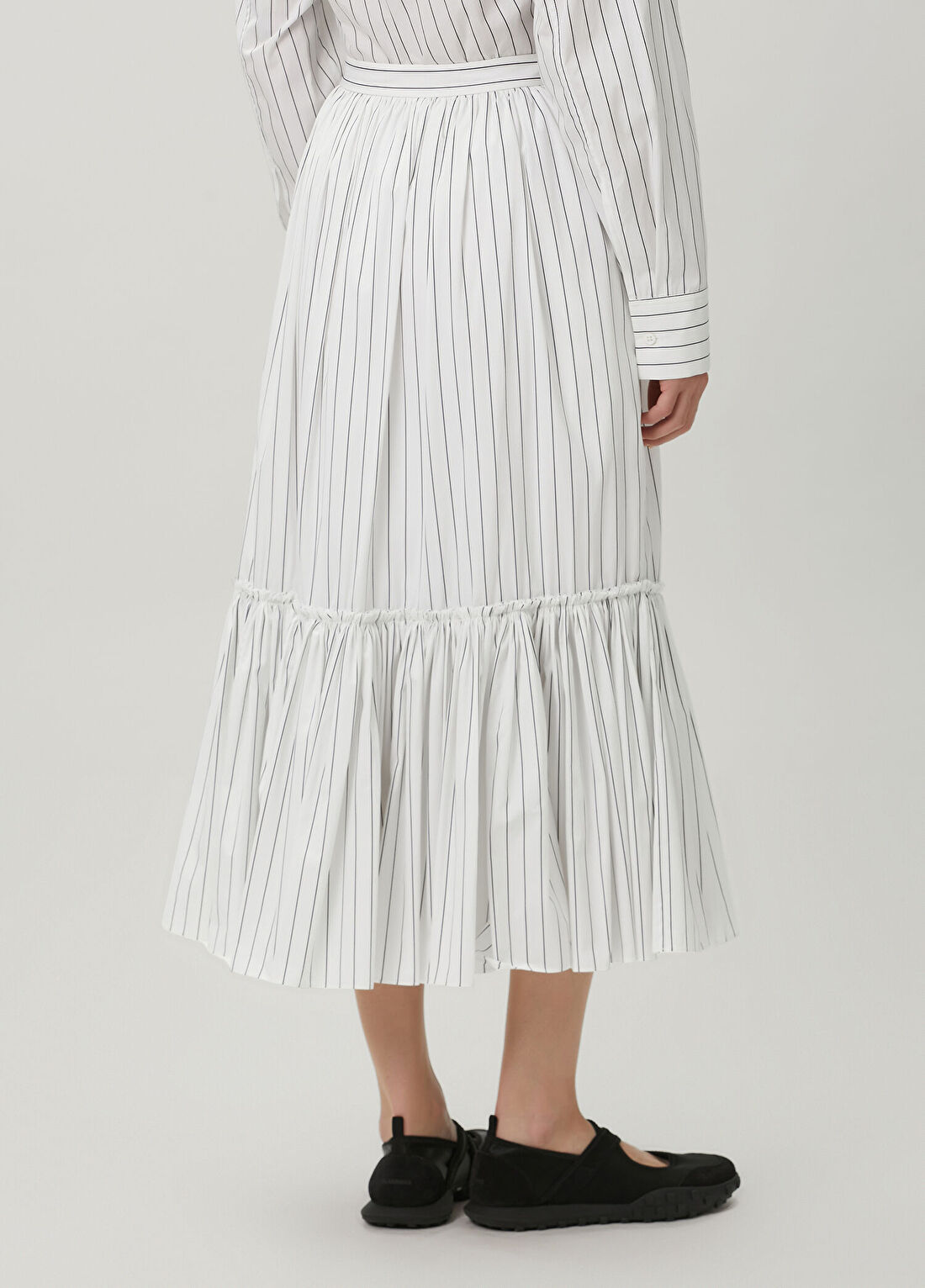 Jil Sander Beyaz Çizgili Midi Etek görsel 4