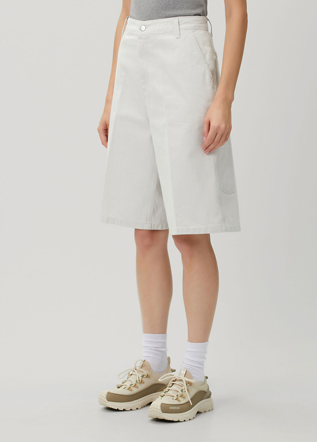 Carhartt WIP Mercer Ekru Çizgili Şort görsel 3