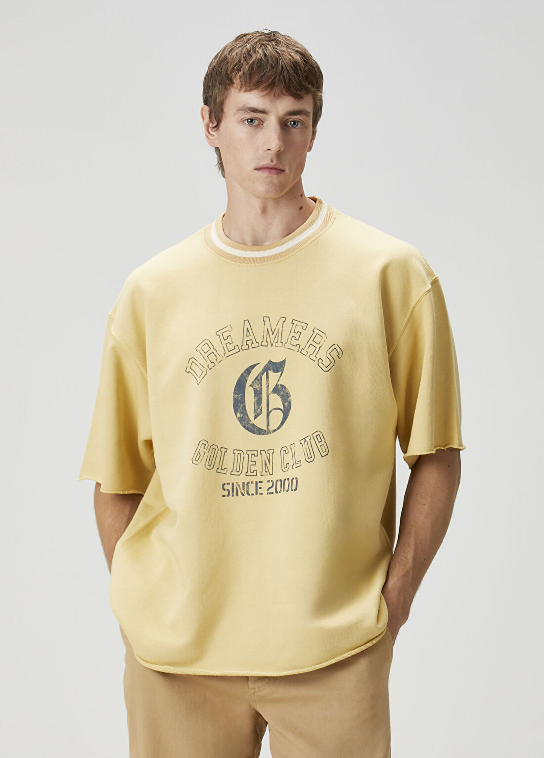 Golden Goose Sarı Logo Baskılı Sweatshirt görsel 2