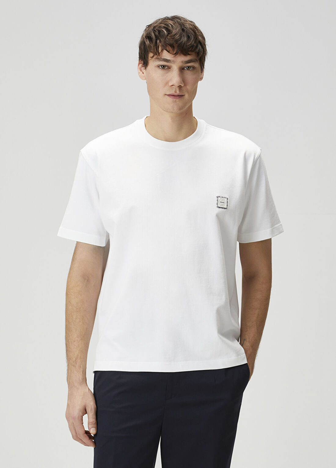 Solid Homme Beyaz Logo Detaylı T-shirt