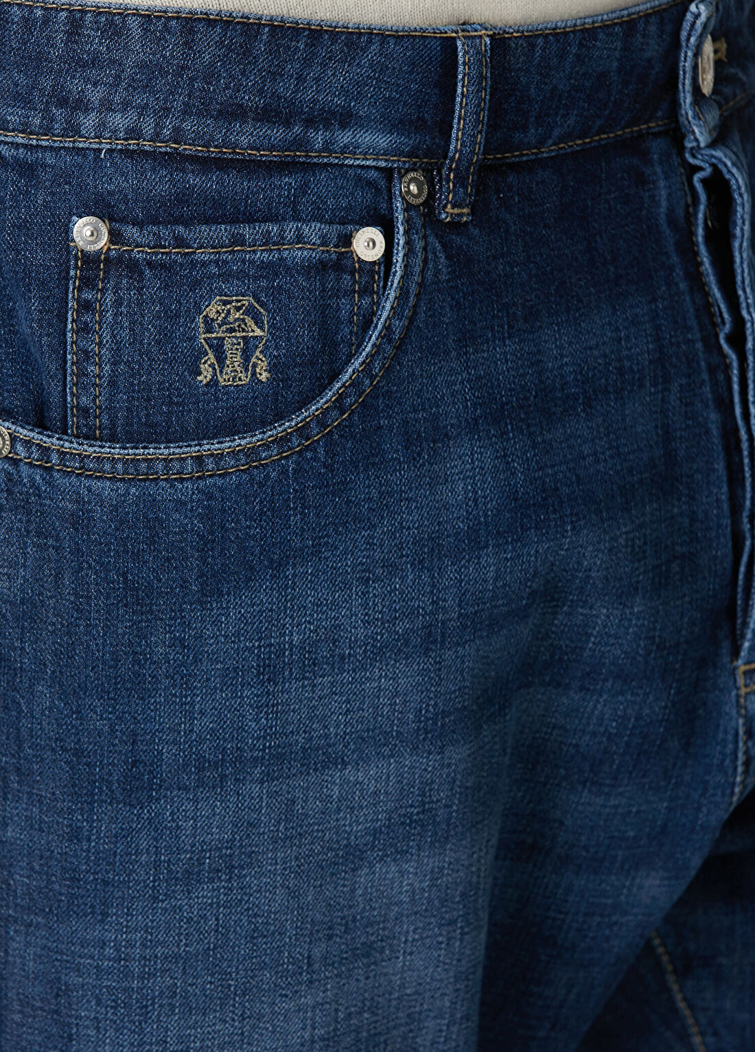 Brunello Cucinelli Koyu Mavi Jean Pantolon görsel 4