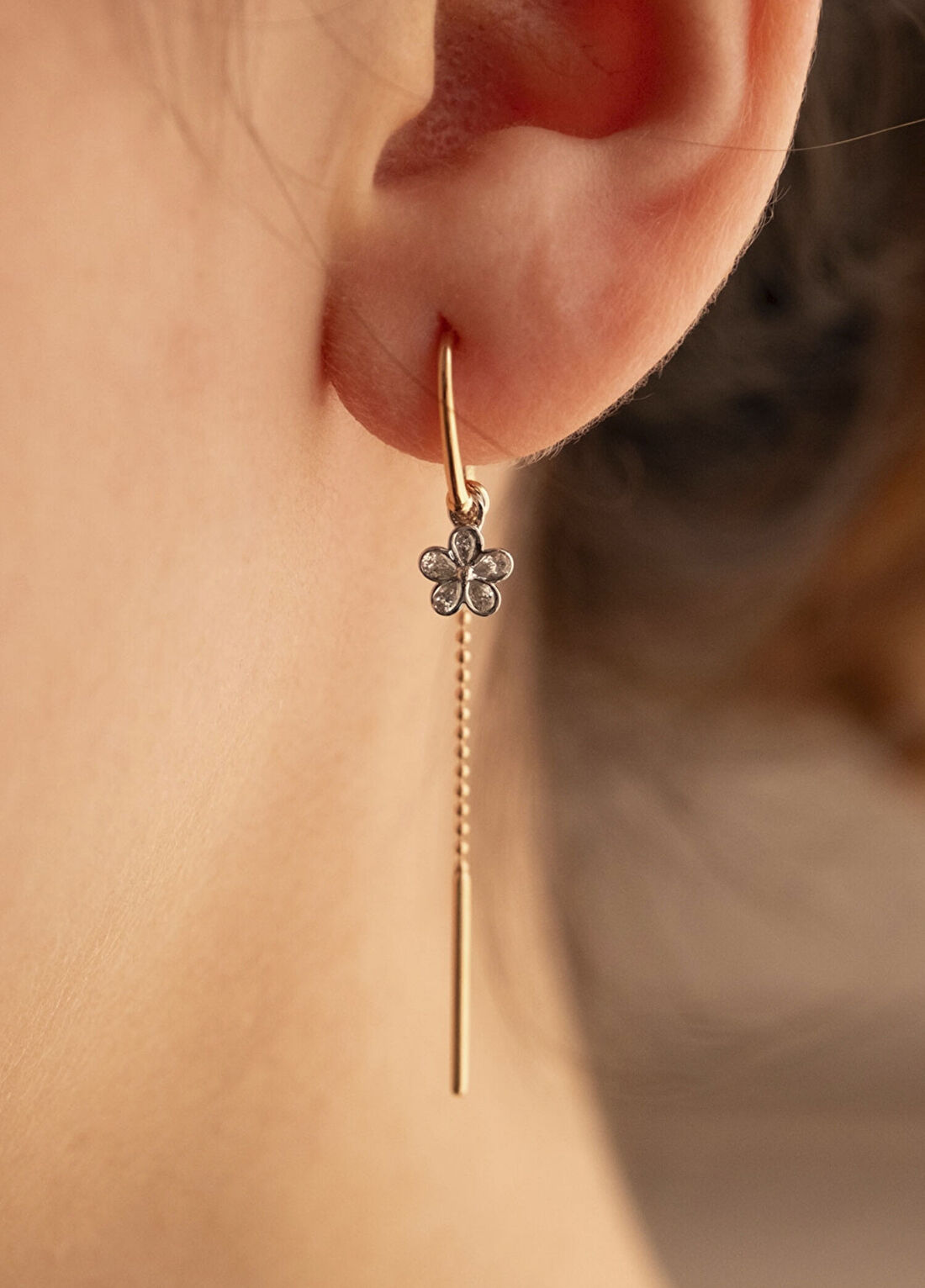 Safir Mücevher Luna Gül Pırlanta Taşlı 14 Ayar Rose Gold Altın Kadın Küpe görsel 2