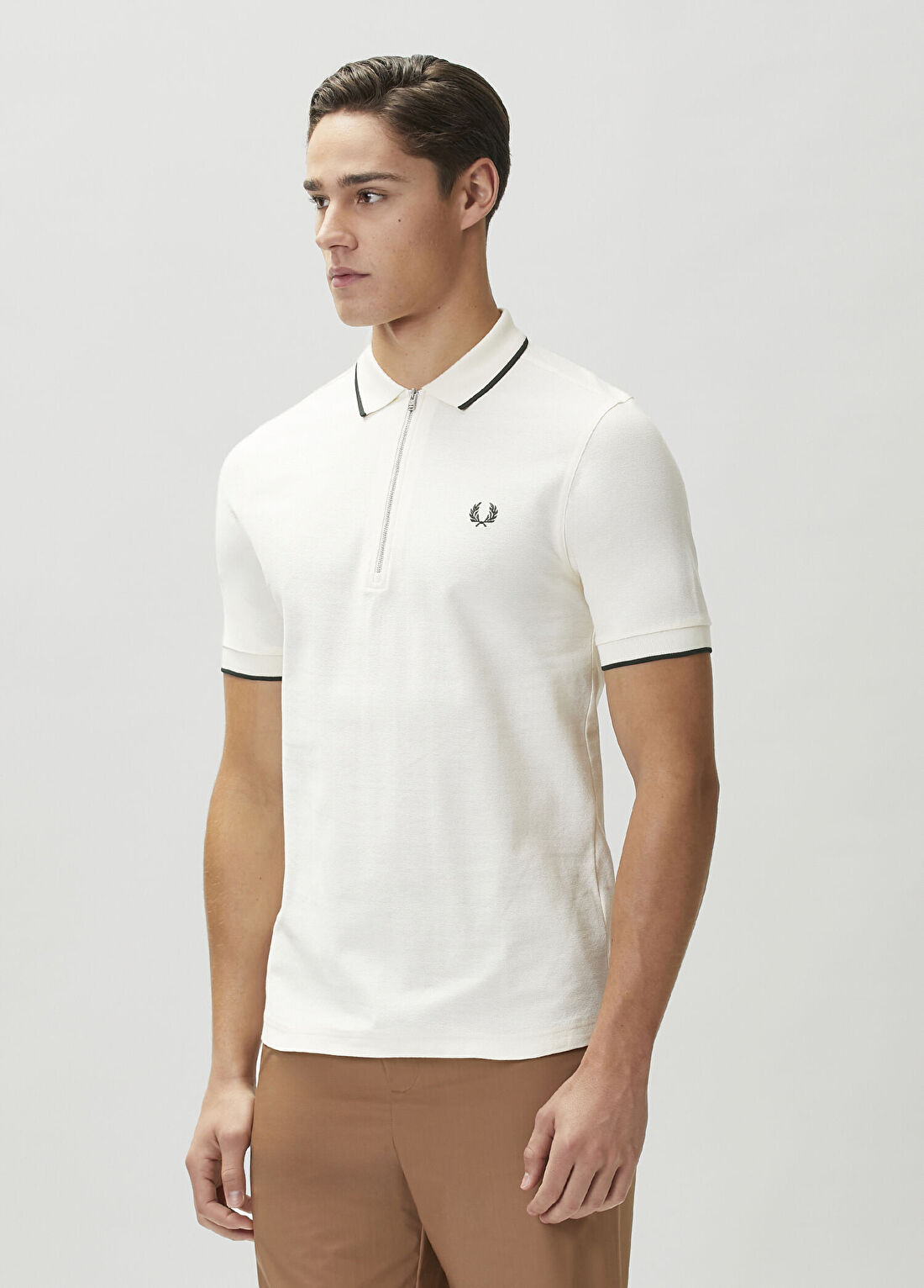 Fred Perry Ekru Krep Pike Polo T-shirt görsel 3