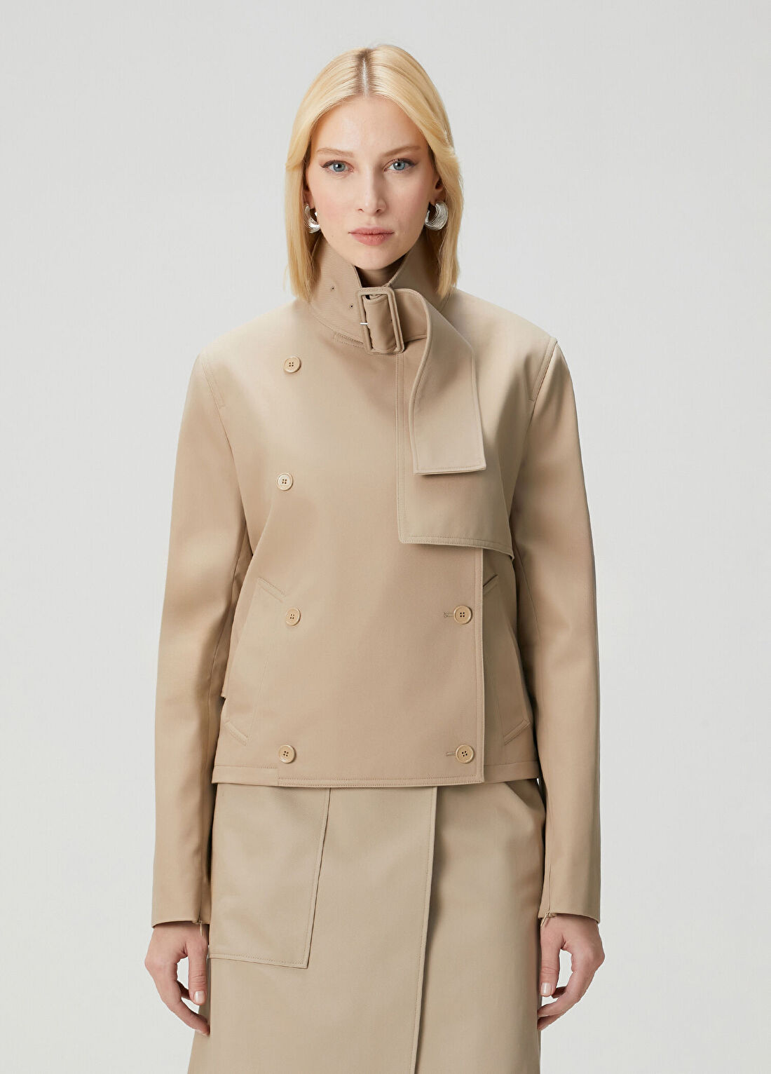 Courreges Bej Kruvaze Ceket
