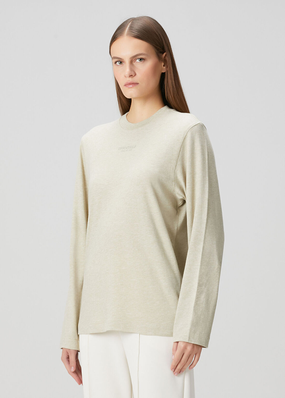 Fear Of God Essentials Classic Fit Bej Uzun Kol T-shirt görsel 3