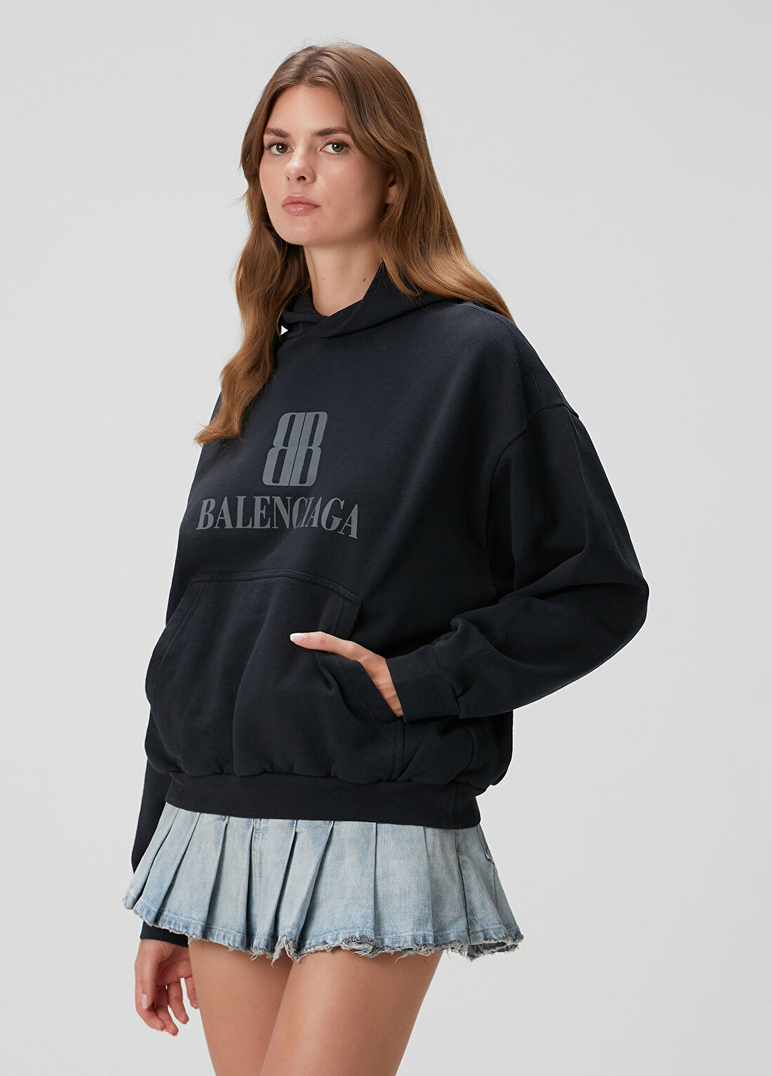 Balenciaga Siyah Kapüşonlu Sweatshirt görsel 3