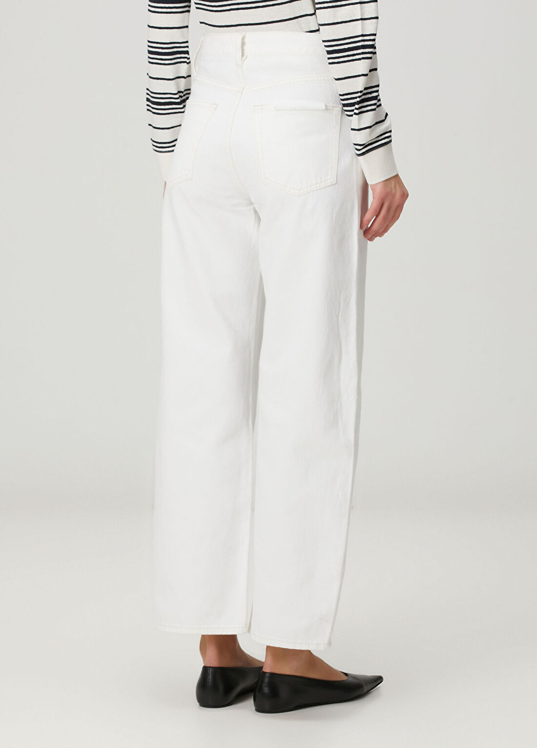 Frame Denim The Bow Beyaz Jean Pantolon görsel 4