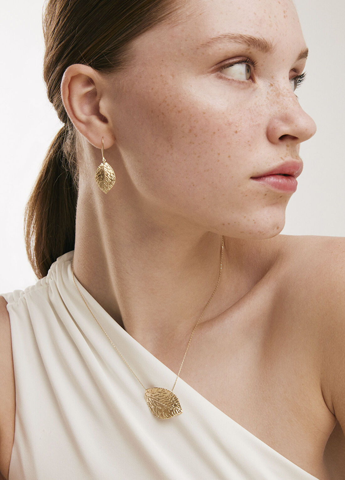 Orena Jewelry Harem Leaf 14 Ayar Altın Kadın Küpe görsel 3