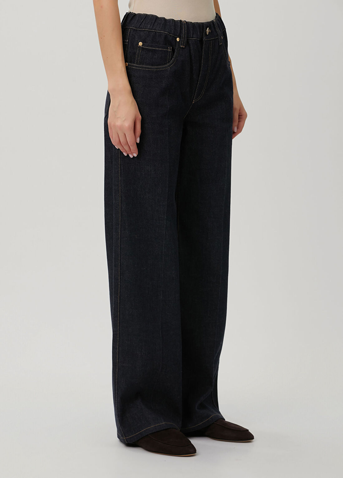 Brunello Cucinelli Koyu Mavi Jean Pantolon görsel 3