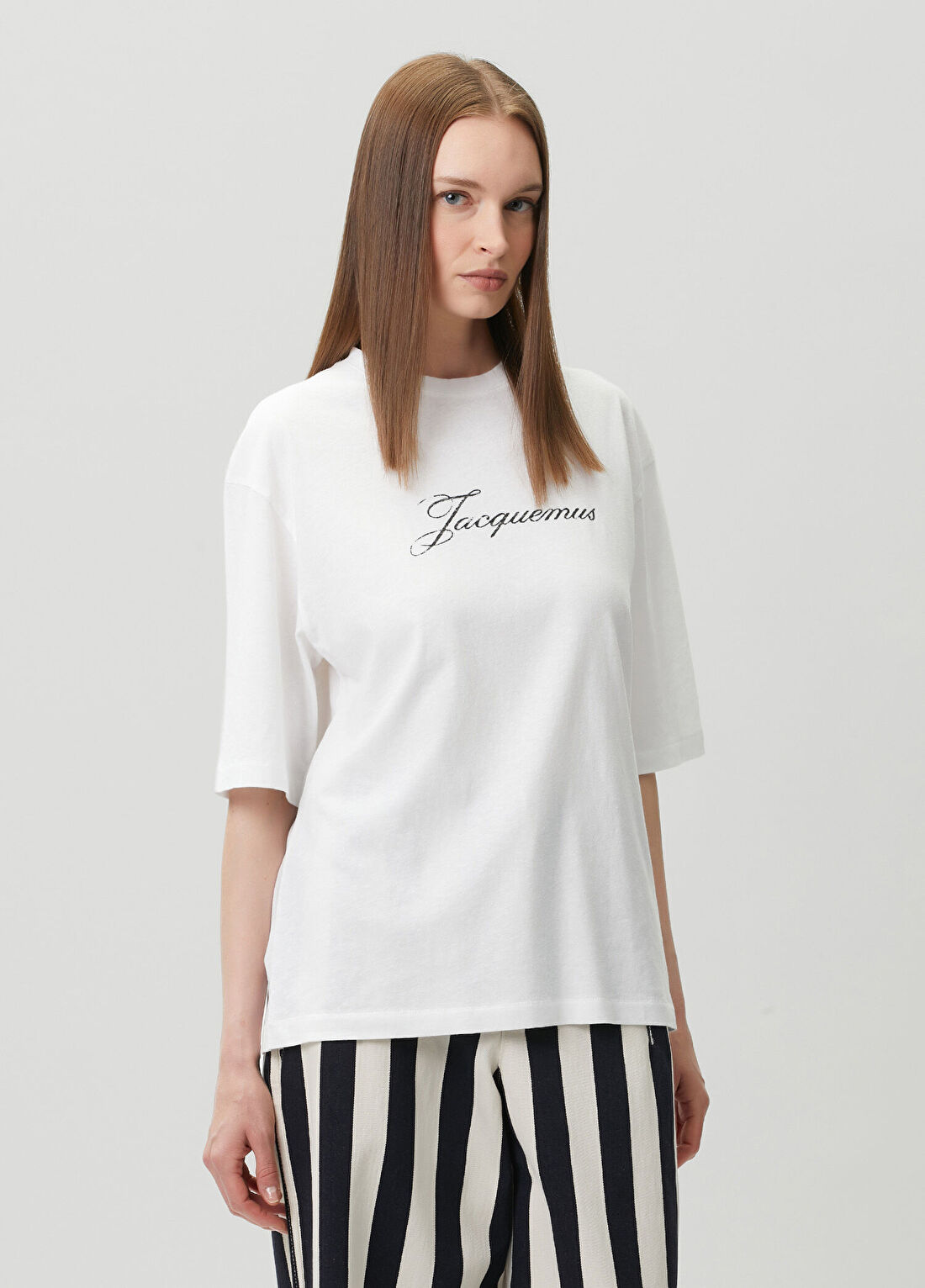 Jacquemus Beyaz Logolu T-shirt görsel 3
