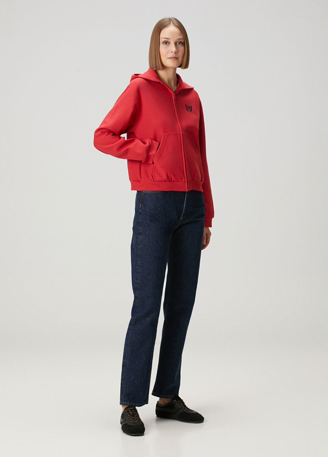 Balenciaga Kırmızı Kapüşonlu Fermuarlı Sweatshirt görsel 2