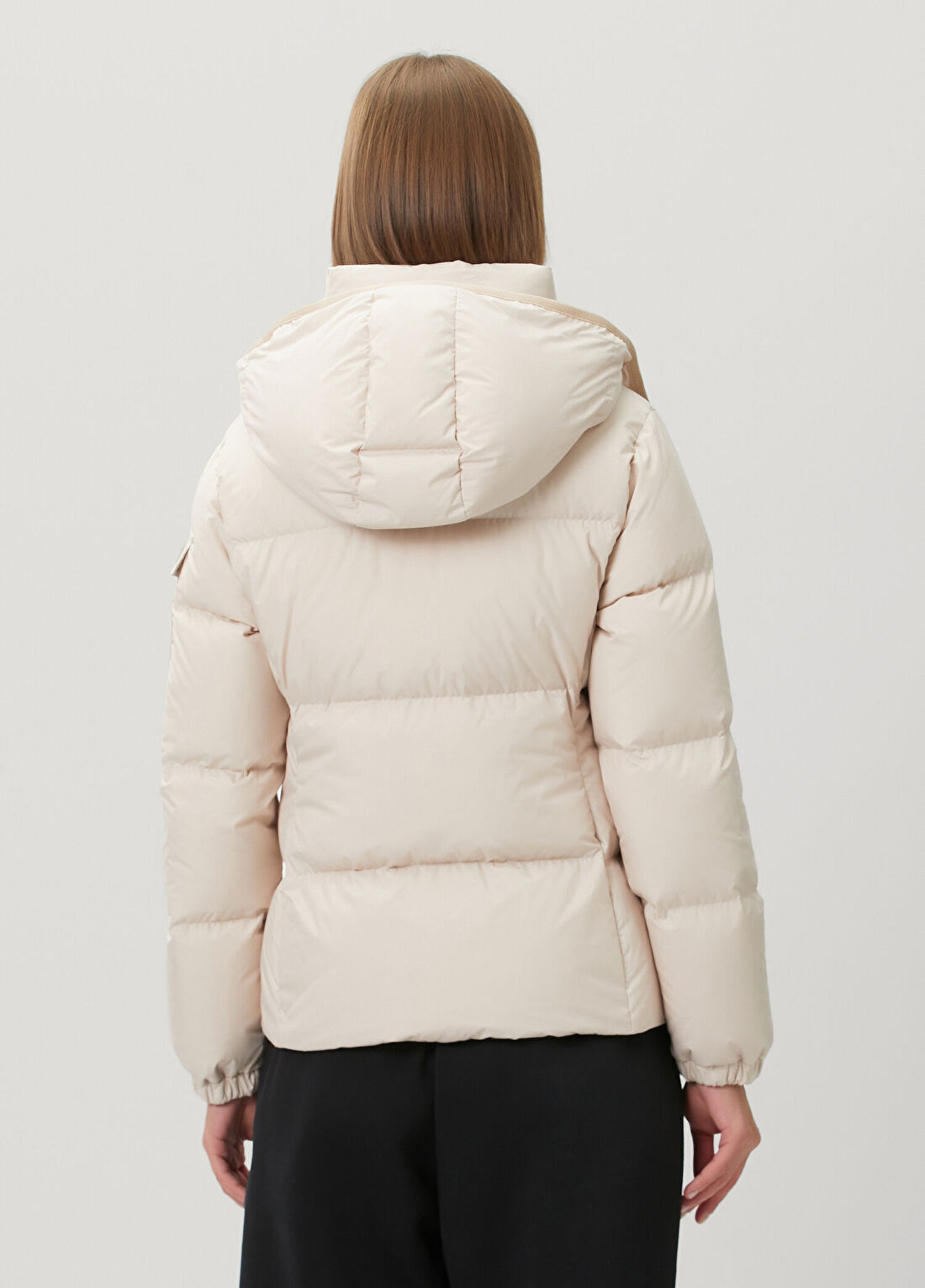 Moncler Fourmines Bej Kapüşonlu Mont görsel 4