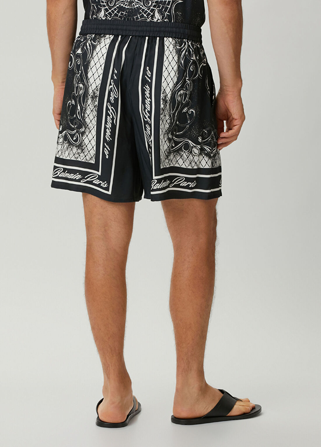 Balmain Siyah Beyaz Desenli Bermuda görsel 3