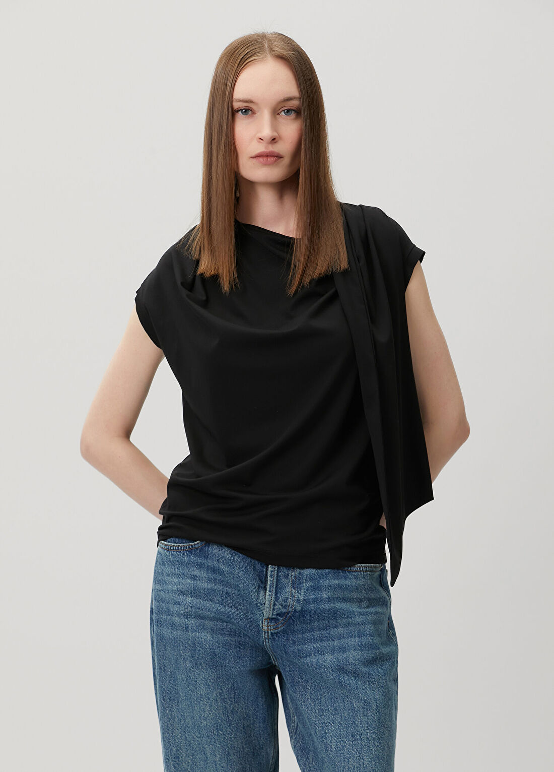 The Garment Siyah Drapeli T-shirt