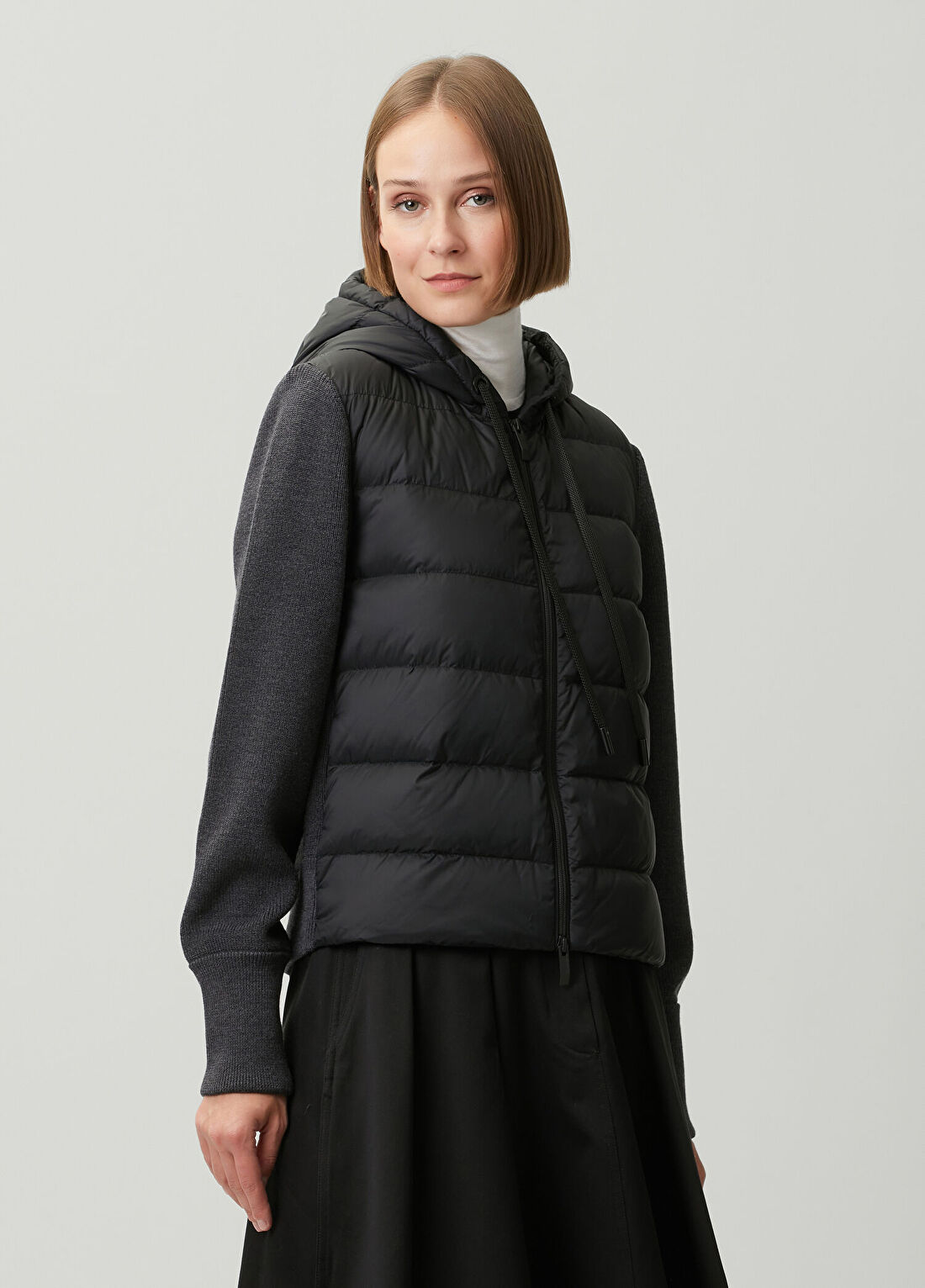 Moncler Antrasit Kapüşonlu Yün Ceket görsel 3