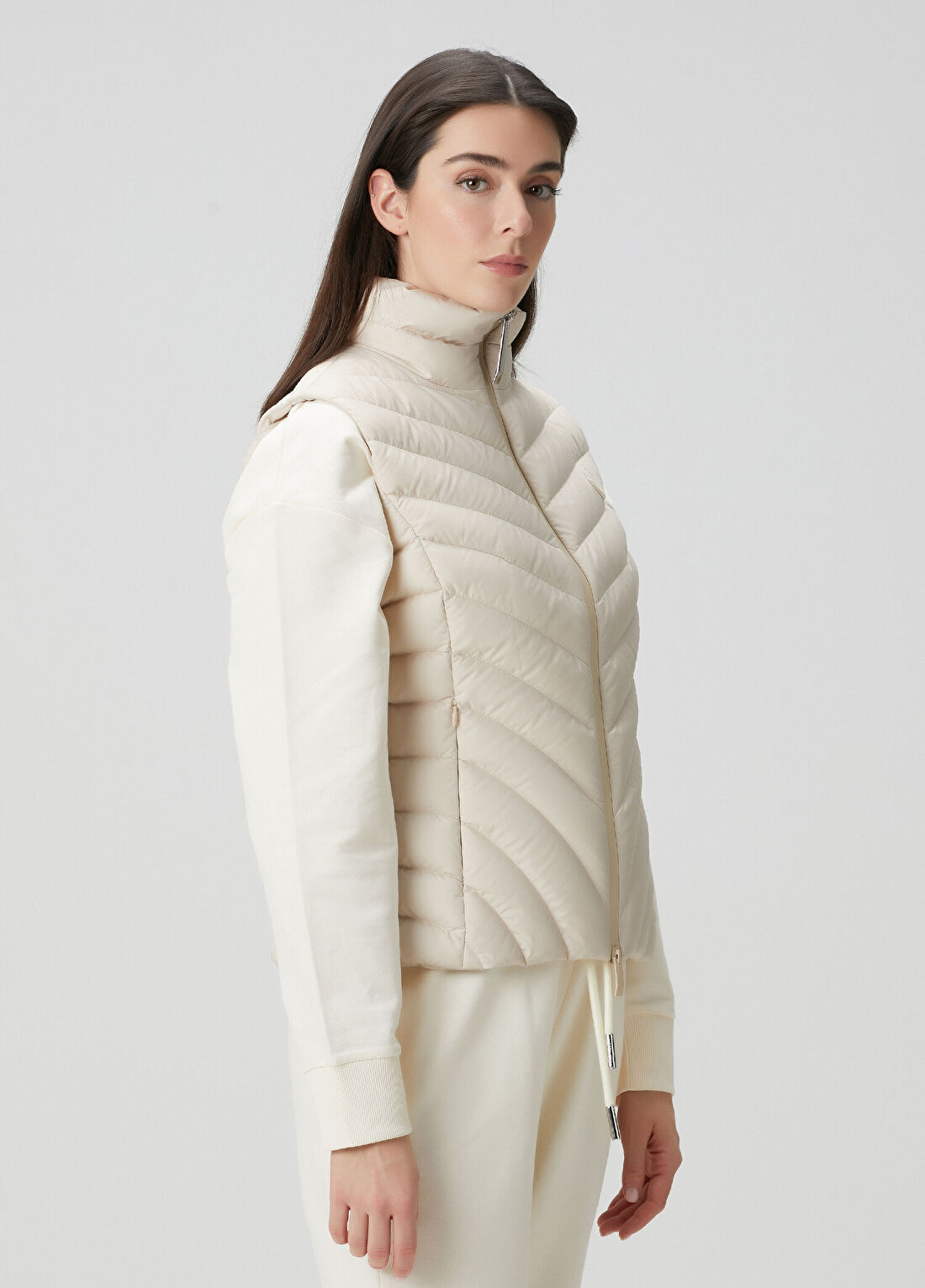 Moncler Granes Bej Puffer Yelek görsel 3
