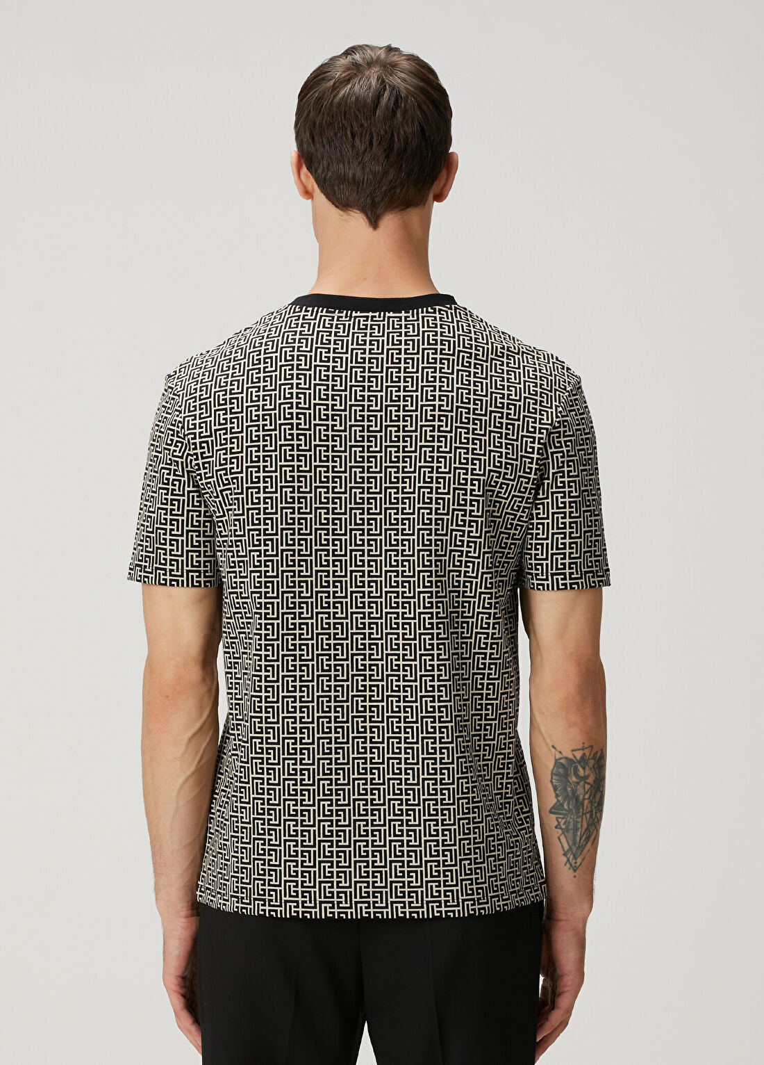 Balmain Siyah Beyaz Logo Desenli T-shirt görsel 4