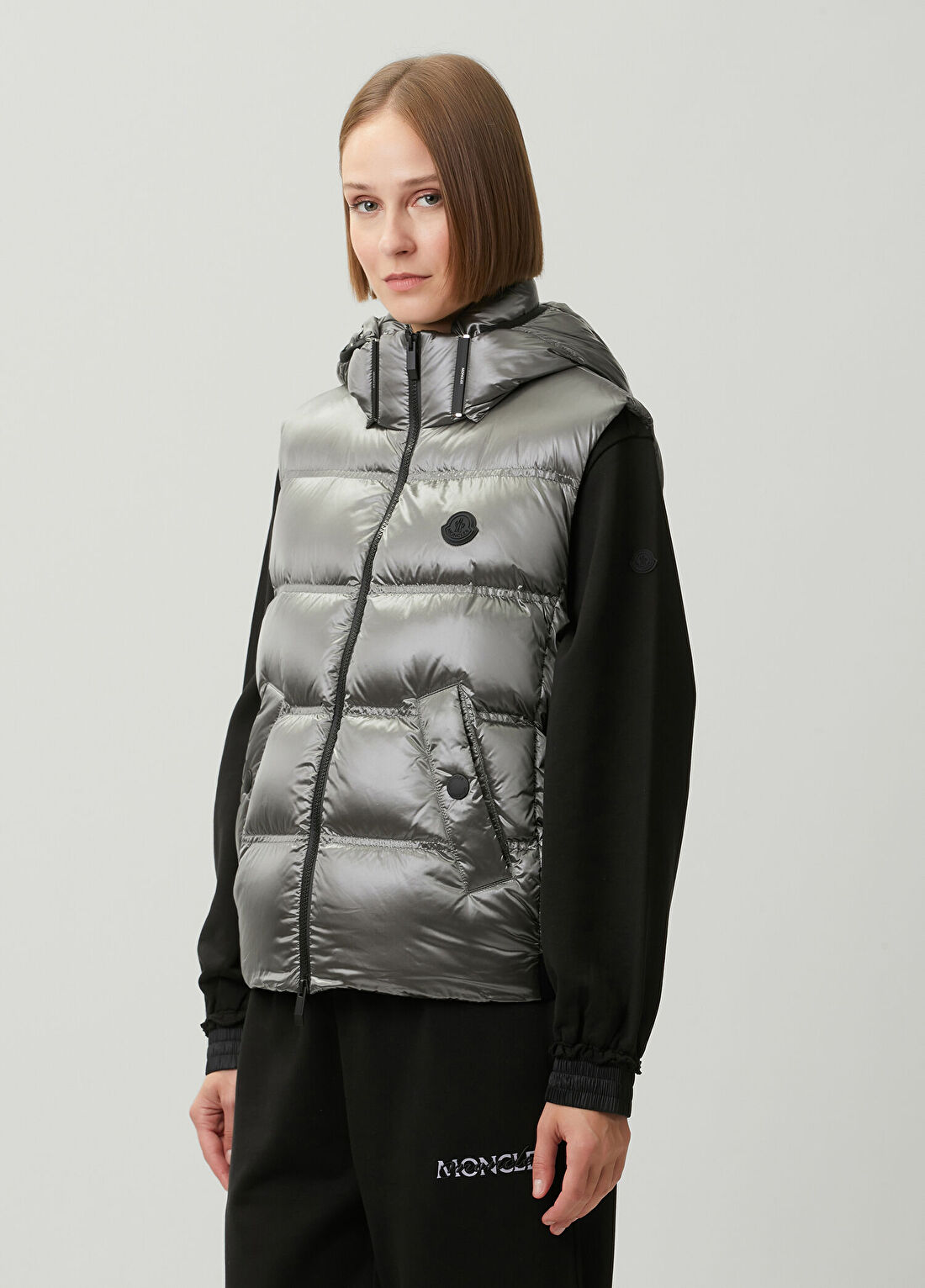 Moncler Fluidite Silver Kapüşonlu Puffer Yelek görsel 3