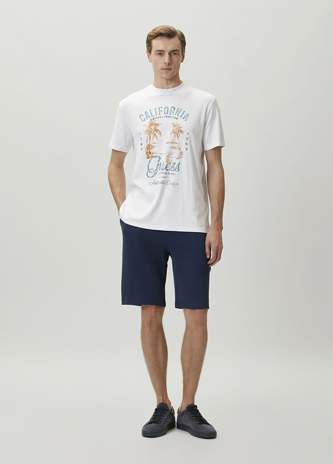 Guess Regular Fit Jhonny Mavi Active Şort