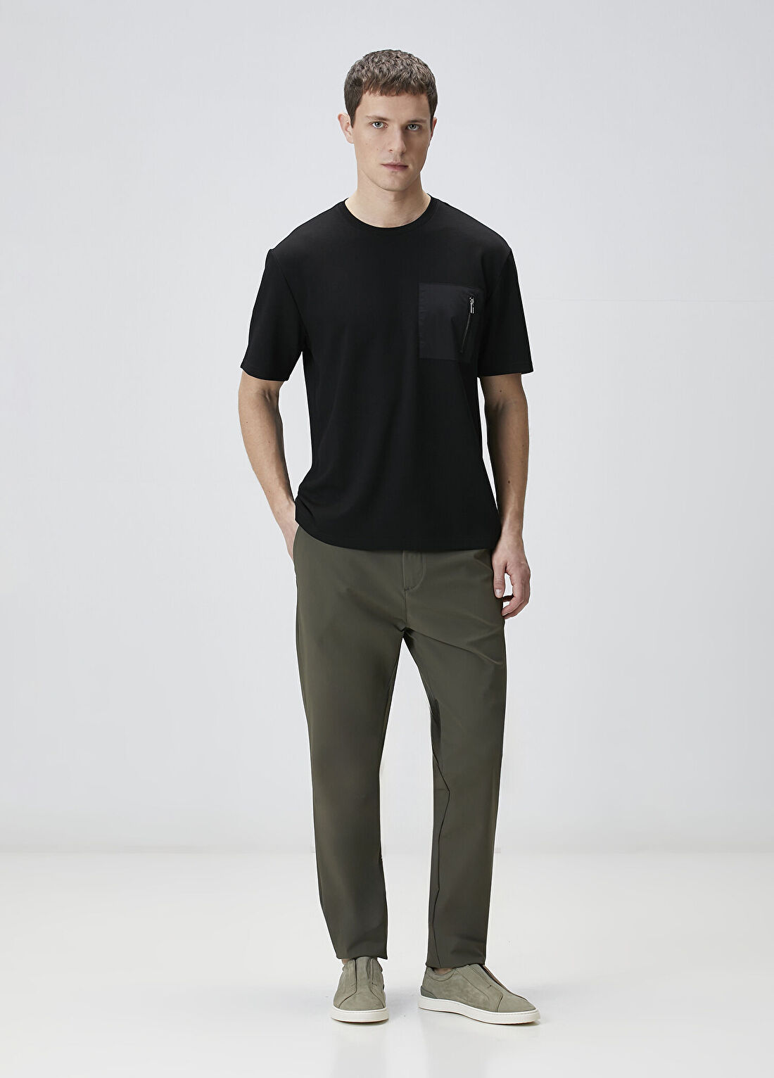Network Comfort Fit Siyah Göğüs Cep Detaylı T-shirt görsel 2